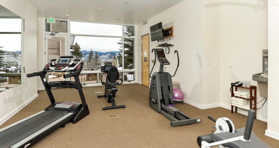 Fitness centre to keep the body moving on non-ski days. - image_6